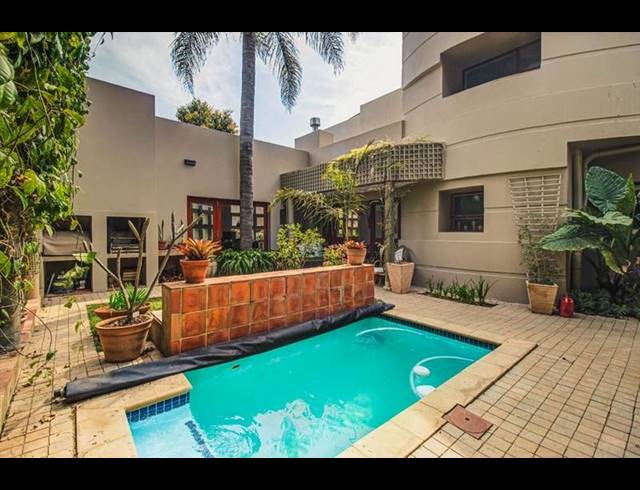 4 BEDROOM HOUSE FOR SALE IN GLEN MARAIS